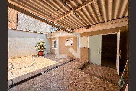 Casa à venda com 164m², 3 quartos e 3 vagas Casa à venda com 164m², 3 quartos e 3 vagasQuintal