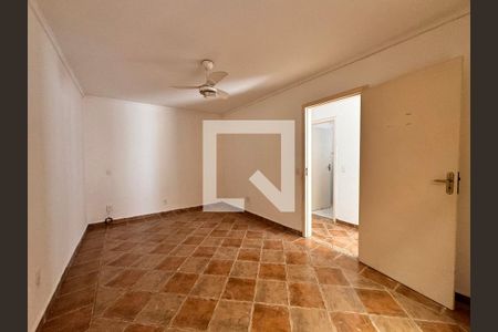 Casa à venda com 164m², 3 quartos e 3 vagas Casa à venda com 164m², 3 quartos e 3 vagasQuarto 2