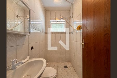 Casa à venda com 164m², 3 quartos e 3 vagas Casa à venda com 164m², 3 quartos e 3 vagasBanheiro edícula