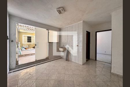Casa à venda com 164m², 3 quartos e 3 vagas Casa à venda com 164m², 3 quartos e 3 vagasLavanderia