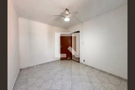 Casa à venda com 164m², 3 quartos e 3 vagas Casa à venda com 164m², 3 quartos e 3 vagasQuarto edícula