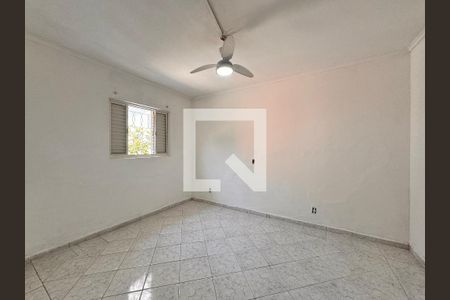 Casa à venda com 164m², 3 quartos e 3 vagas Casa à venda com 164m², 3 quartos e 3 vagasQuarto edícula