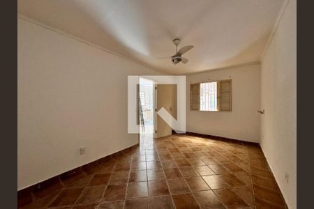 Casa à venda com 164m², 3 quartos e 3 vagas Casa à venda com 164m², 3 quartos e 3 vagasQuarto 2