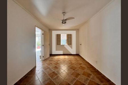 Casa à venda com 164m², 3 quartos e 3 vagas Casa à venda com 164m², 3 quartos e 3 vagasQuarto 2