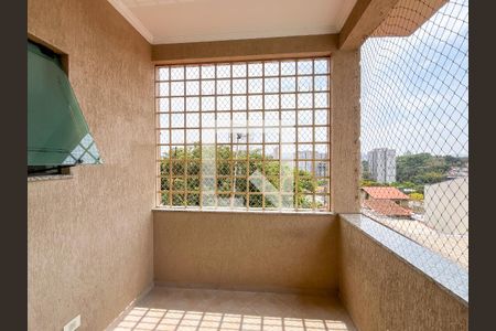 Casa para alugar com 303m², 4 quartos e 5 vagas Casa para alugar com 303m², 4 quartos e 5 vagasVaranda da Suíte 3