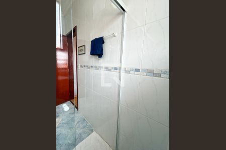 Casa para alugar com 303m², 4 quartos e 5 vagas Casa para alugar com 303m², 4 quartos e 5 vagasBanheiro da Suíte 2