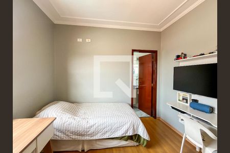 Casa para alugar com 303m², 4 quartos e 5 vagas Casa para alugar com 303m², 4 quartos e 5 vagasSuíte 2