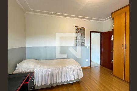 Casa para alugar com 303m², 4 quartos e 5 vagas Casa para alugar com 303m², 4 quartos e 5 vagasSuíte 3