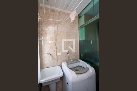 Apartamento para alugar com 70m², 2 quartos e 1 vaga Apartamento para alugar com 70m², 2 quartos e 1 vagaÁrea de Serviço