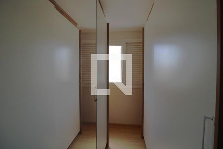 Apartamento para alugar com 100m², 3 quartos e 1 vagaQuarto 1/ armários