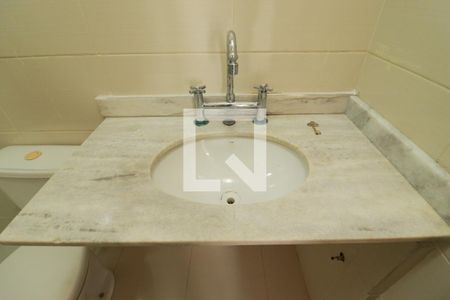 Apartamento à venda com 135m², 3 quartos e 4 vagasBanheiro da Suíte 3