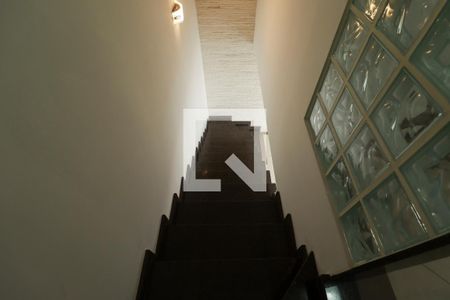 Apartamento à venda com 135m², 3 quartos e 4 vagasEscada