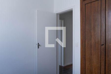 Apartamento para alugar com 124m², 3 quartos e 1 vaga Apartamento para alugar com 124m², 3 quartos e 1 vagaQuarto 1