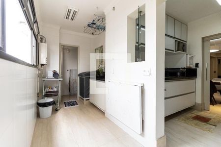 Apartamento à venda com 141m², 3 quartos e 4 vagasLavanderia
