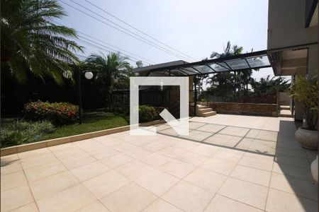 Apartamento à venda com 141m², 3 quartos e 4 vagasEntrada