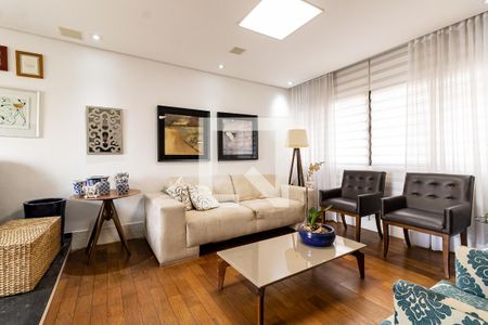 Apartamento à venda com 141m², 3 quartos e 4 vagasSala