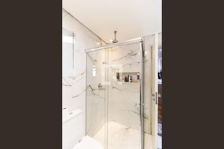 Apartamento à venda com 141m², 3 quartos e 4 vagasBanheiro da Suíte