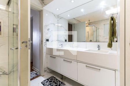 Apartamento à venda com 141m², 3 quartos e 4 vagasBanheiro da Suíte
