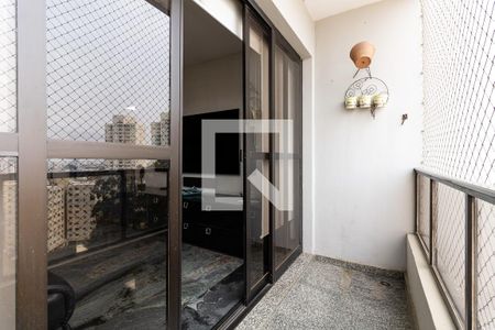Apartamento à venda com 141m², 3 quartos e 4 vagasVaranda da Sala