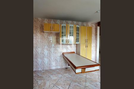 Casa de condomínio à venda com 150m², 4 quartos e 2 vagasCozinha