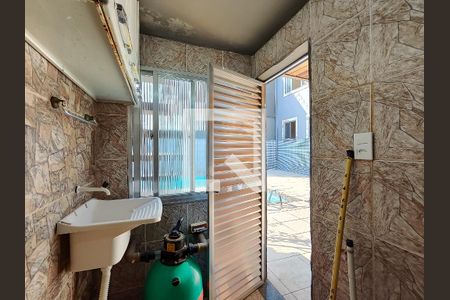 Casa de condomínio à venda com 150m², 4 quartos e 2 vagasÁrea de Serviço