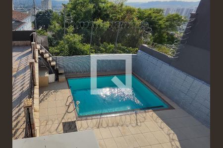 Casa de condomínio à venda com 150m², 4 quartos e 2 vagasVista