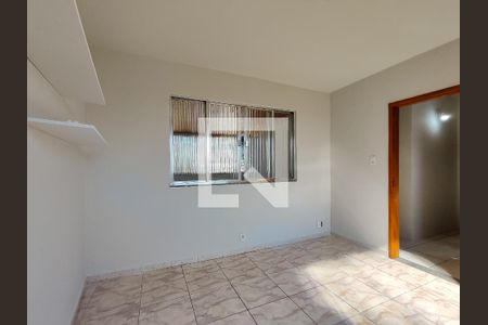 Casa de condomínio à venda com 150m², 4 quartos e 2 vagasQuarto 2