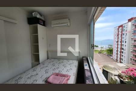 Quarto de apartamento para alugar com 1 quarto, 25m² em Boqueirão, Santos