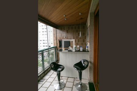 Apartamento à venda com 77m², 2 quartos e 1 vagaVaranda