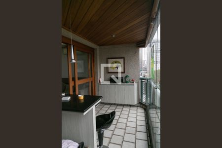 Apartamento à venda com 77m², 2 quartos e 1 vagaVaranda