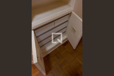 Apartamento à venda com 119m², 4 quartos e sem vagaCORREDOR