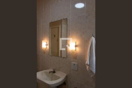 Apartamento à venda com 119m², 4 quartos e sem vagaBANHEIRO