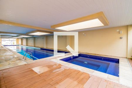 Apartamento à venda com 67m², 2 quartos e 1 vagaPiscina 2