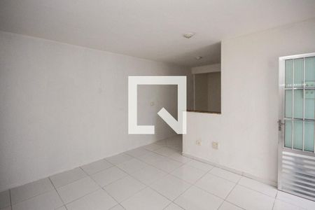 Casa para alugar com 2 quartos, 70m² em Chácara Mafalda, São Paulo