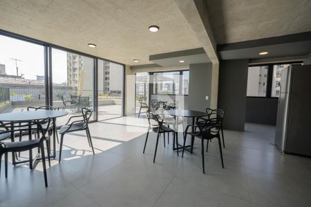 Apartamento para alugar com 38m², 1 quarto e sem vagaÁrea comum - Salão de festas