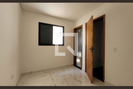 Casa à venda com 76m², 2 quartos e 1 vaga Casa à venda com 76m², 2 quartos e 1 vagaSuíte