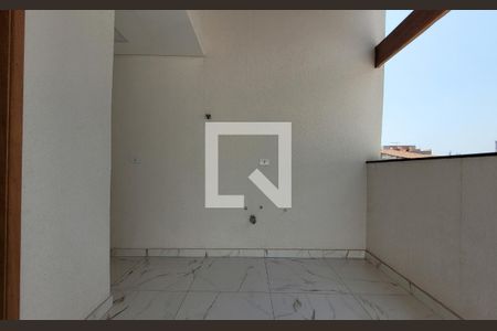 Casa à venda com 76m², 2 quartos e 1 vaga Casa à venda com 76m², 2 quartos e 1 vagaCobertura