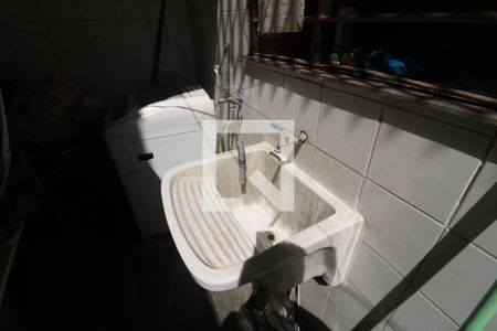 Casa para alugar com 100m², 2 quartos e 1 vagaÁrea de Serviço