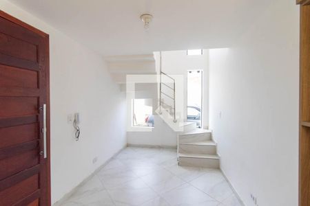 Casa de condomínio à venda com 46m², 2 quartos e 2 vagas Casa de condomínio à venda com 46m², 2 quartos e 2 vagasSala/Cozinha