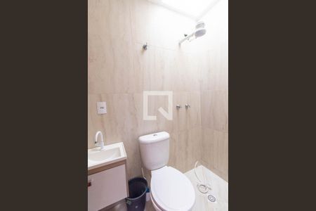 Casa de condomínio à venda com 46m², 2 quartos e 2 vagas Casa de condomínio à venda com 46m², 2 quartos e 2 vagasBanheiro Social