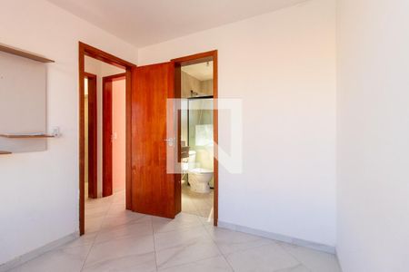 Suíte de casa de condomínio à venda com 2 quartos, 46m² em Alto Boqueirão, Curitiba