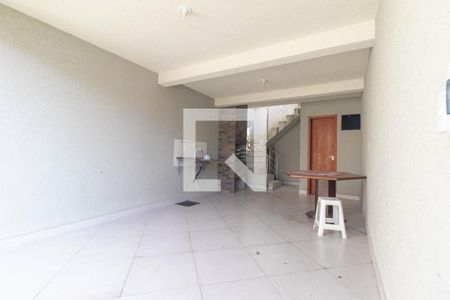 Casa de condomínio à venda com 46m², 2 quartos e 2 vagas Casa de condomínio à venda com 46m², 2 quartos e 2 vagasÁrea externa