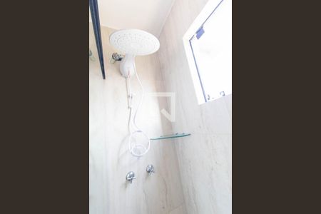 Casa de condomínio à venda com 46m², 2 quartos e 2 vagas Casa de condomínio à venda com 46m², 2 quartos e 2 vagasBanheiro da Suíte