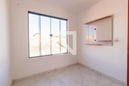 Suíte de casa de condomínio à venda com 2 quartos, 46m² em Alto Boqueirão, Curitiba