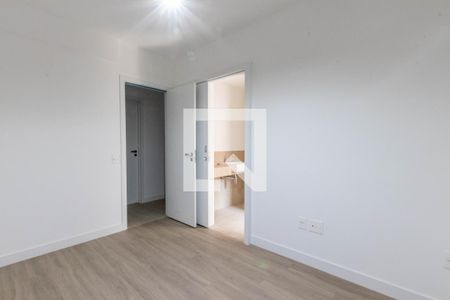 Apartamento à venda com 146m², 4 quartos e 3 vagasQuarto 2