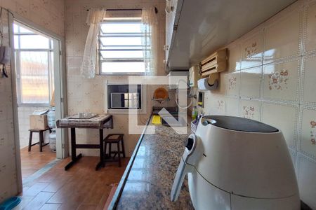 Apartamento para alugar com 230m², 4 quartos e sem vaga Apartamento para alugar com 230m², 4 quartos e sem vagaCozinha