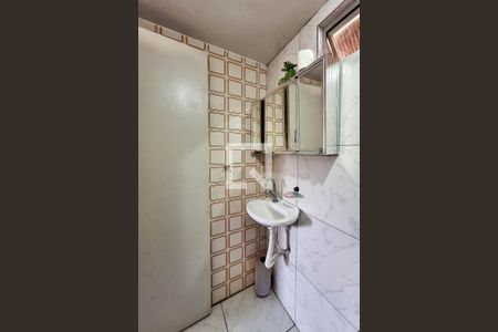 Apartamento para alugar com 230m², 4 quartos e sem vaga Apartamento para alugar com 230m², 4 quartos e sem vagaBanheiro da Suíte 2
