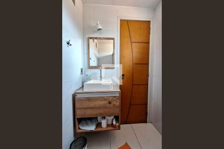 Apartamento para alugar com 230m², 4 quartos e sem vaga Apartamento para alugar com 230m², 4 quartos e sem vagaBanheiro da Suíte 1
