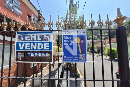 Apartamento para alugar com 230m², 4 quartos e sem vaga Apartamento para alugar com 230m², 4 quartos e sem vagaplaca