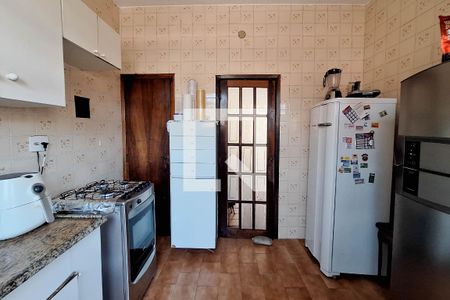 Apartamento para alugar com 230m², 4 quartos e sem vaga Apartamento para alugar com 230m², 4 quartos e sem vagaCozinha